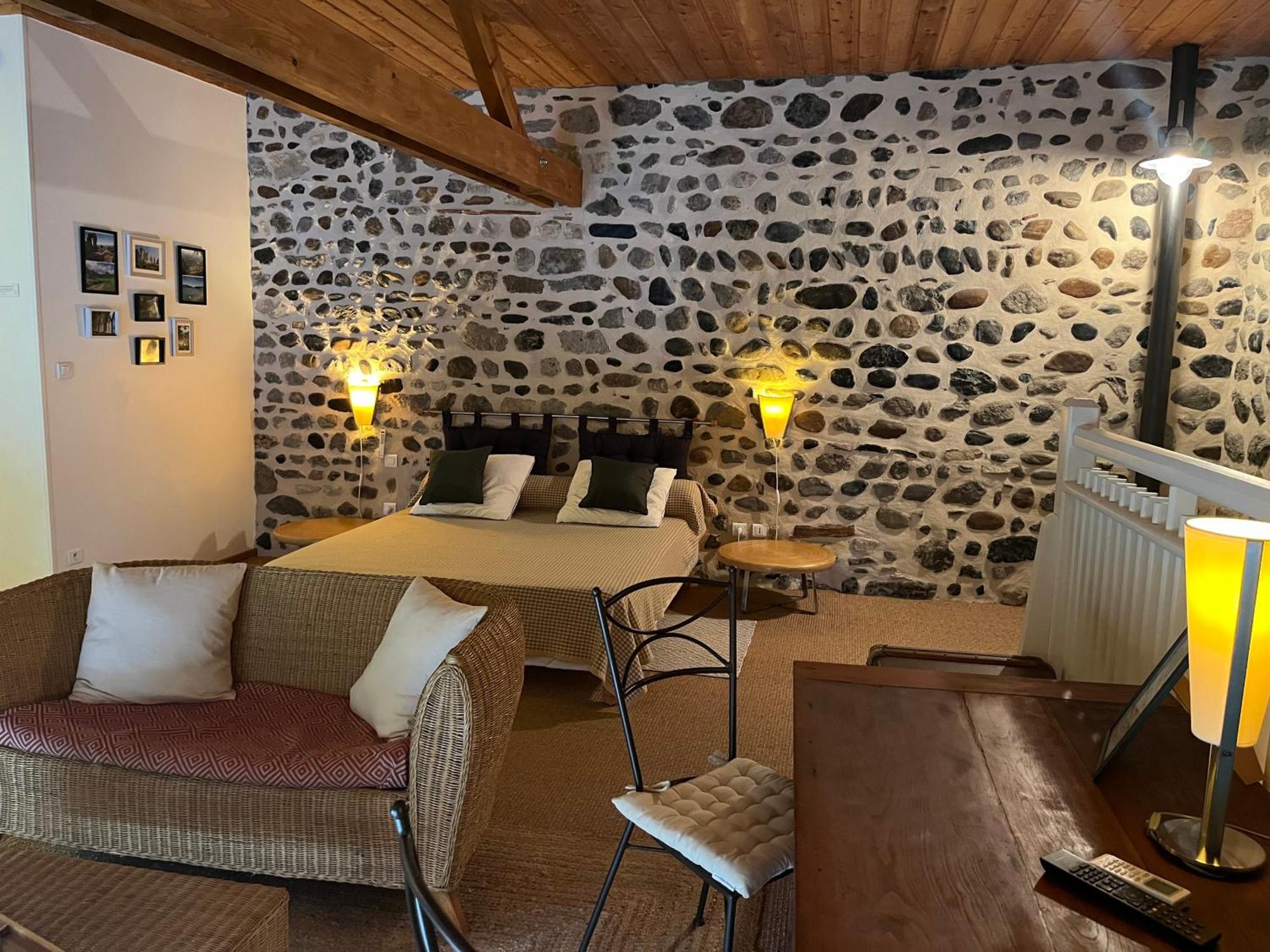 La Cour Carree Hotell Perrier Eksteriør bilde